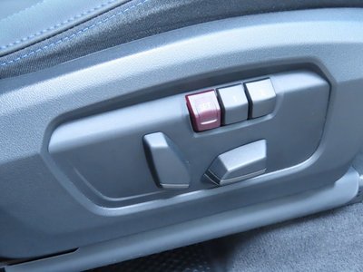 2025 BMW X1 thumbnail 25