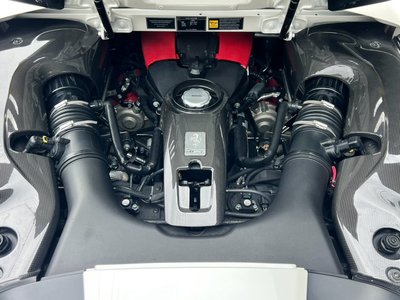 صورة 62 لـ 2021 Ferrari F8 SPIDER