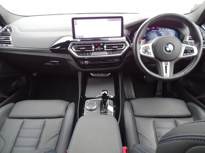 2022 BMW X3 photo 2