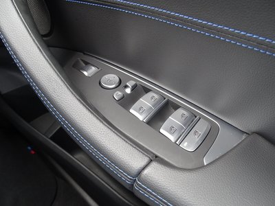 2022 BMW X3 thumbnail 38
