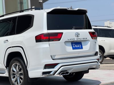 صورة 35 لـ 2025 Toyota LAND CRUISER 300