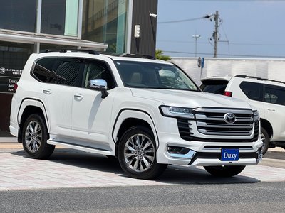 صورة 9 لـ 2025 Toyota LAND CRUISER 300