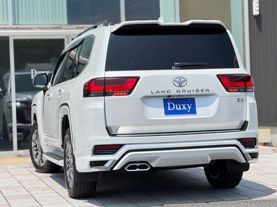 صورة 37 لـ 2025 Toyota LAND CRUISER 300