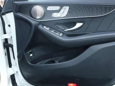 2021 Mercedes-BENZ GLC AMG 照片 16