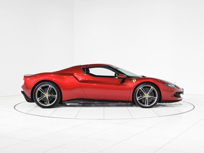 صورة 34 لـ 2022 Ferrari 296 GTB