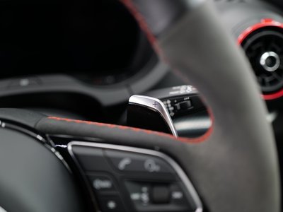 صورة 38 لـ 2018 AUDI RS3 SPORTBACK