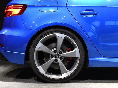 صورة 109 لـ 2018 AUDI RS3 SPORTBACK