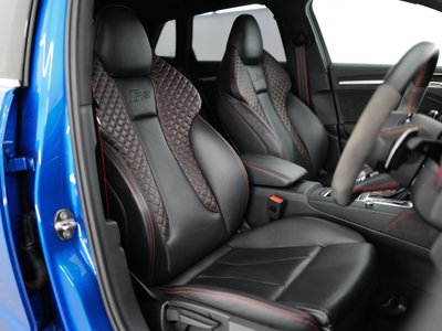 صورة 16 لـ 2018 AUDI RS3 SPORTBACK