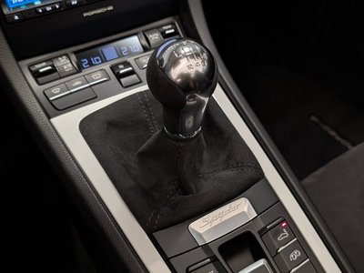 2016 Porsche BOXSTER thumbnail 21