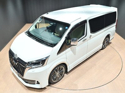 صورة 8 لـ 2023 Toyota GRAND ACE