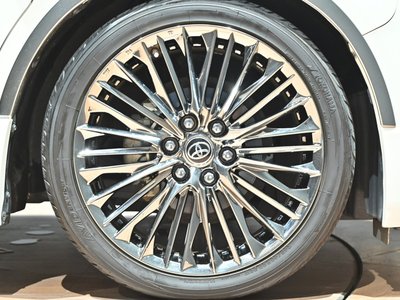 صورة 3 لـ 2023 Toyota GRAND ACE