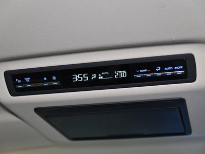 صورة مصغرة 63 لـ 2023 Toyota GRAND ACE