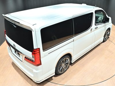 صورة 9 لـ 2023 Toyota GRAND ACE