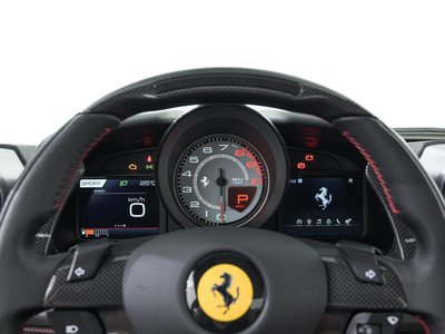 صورة 24 لـ 2021 Ferrari F8 SPIDER
