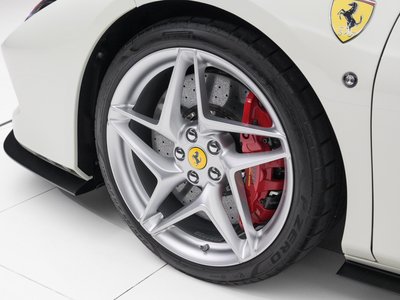 صورة 17 لـ 2021 Ferrari F8 SPIDER