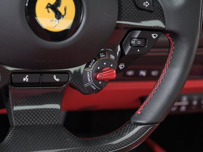 صورة 23 لـ 2021 Ferrari F8 SPIDER