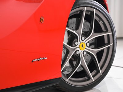 2014 Ferrari F12 BERLINETTA — миниатюра 21