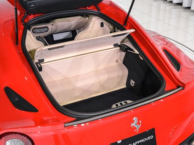 2014 Ferrari F12 BERLINETTA — миниатюра 17