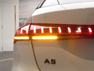 2025 AUDI A5 AVANT — миниатюра 43