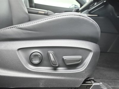 2024 Toyota CROWN SPORT thumbnail 28