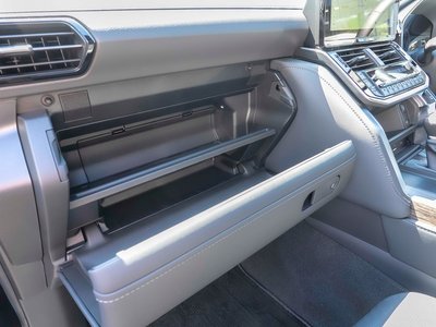 2025 Toyota LAND CRUISER 300 thumbnail 61