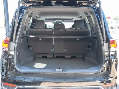2025 Toyota LAND CRUISER 300 thumbnail 21