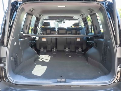 2025 Toyota LAND CRUISER 300 thumbnail 79