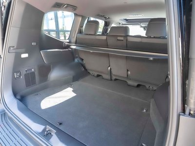 2025 Toyota LAND CRUISER 300 thumbnail 71