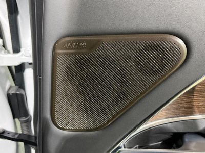 2025 LAND Rover RANGE ROVER photo 6