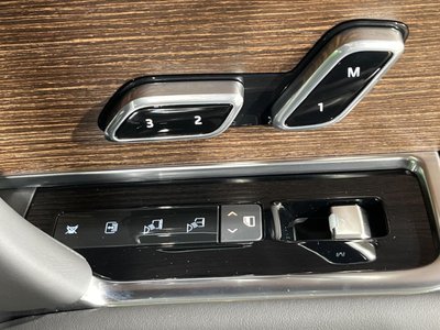 2025 LAND Rover RANGE ROVER thumbnail 64