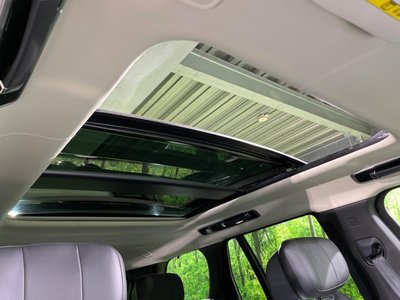 2025 LAND Rover RANGE ROVER photo 8