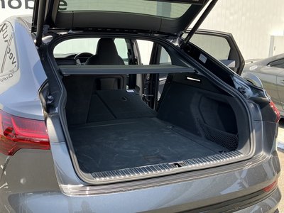 صورة 13 لـ 2023 AUDI E-TRON S SPORTBACK