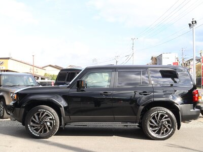 2024 Toyota LAND CRUISER 250 photo 8