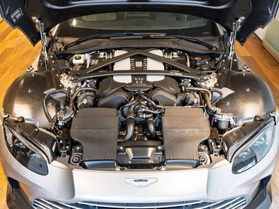 2022 Aston Martin V12 VANTAGE 照片 24