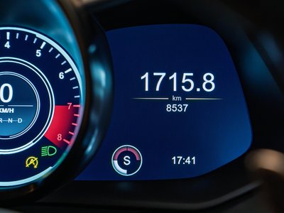 2022 Aston Martin V12 VANTAGE 照片 16