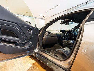 2022 Aston Martin V12 VANTAGE 照片 22