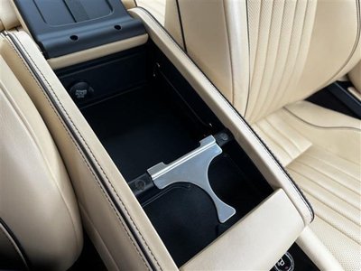 2016 Aston Martin DB9 缩略图 53