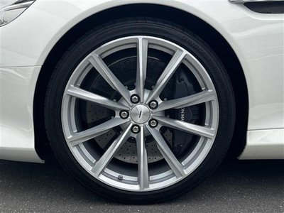 2016 Aston Martin DB9 缩略图 30