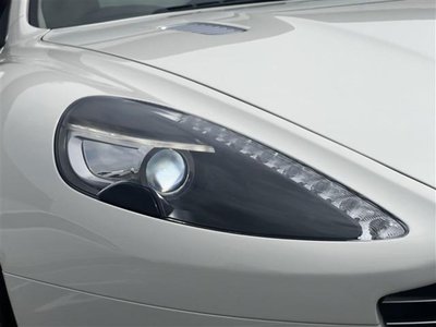 2016 Aston Martin DB9 缩略图 14