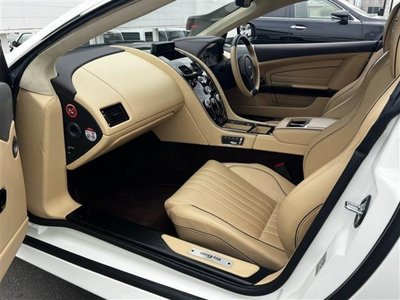 2016 Aston Martin DB9 缩略图 56
