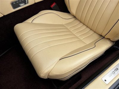2016 Aston Martin DB9 缩略图 62