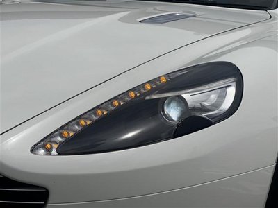 2016 Aston Martin DB9 缩略图 15
