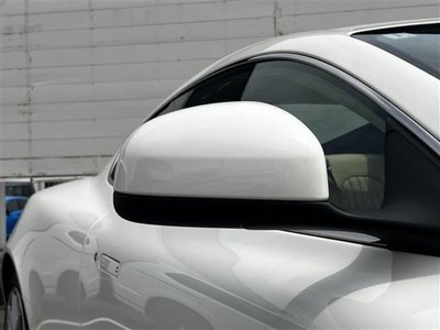 2016 Aston Martin DB9 缩略图 7