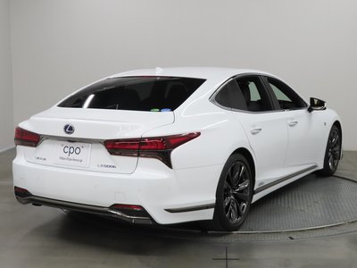 صورة 5 لـ 2021 Lexus LS