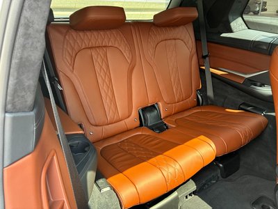 2021 BMW X7 — миниатюра 34