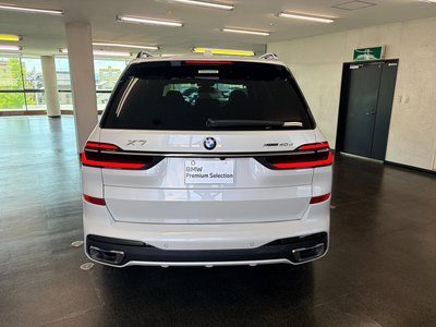 2025 BMW X7 photo 10