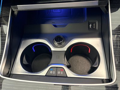 2025 BMW X7 thumbnail 50
