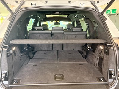 2025 BMW X7 thumbnail 26