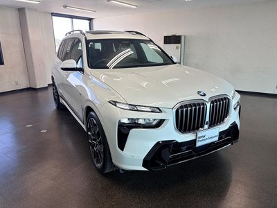 2025 BMW X7 photo 16