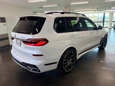 2025 BMW X7 photo 13